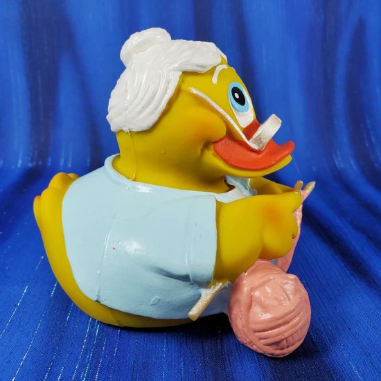 Grandma Knitting Rubber Duck from Lanco - Click Image to Close